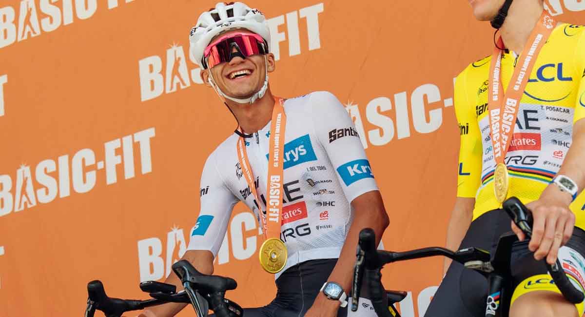 Isaac del Toro renovó su acuerdo con el UAE Team Emirates, equipo con el que permanecerá hasta finales del 2031
