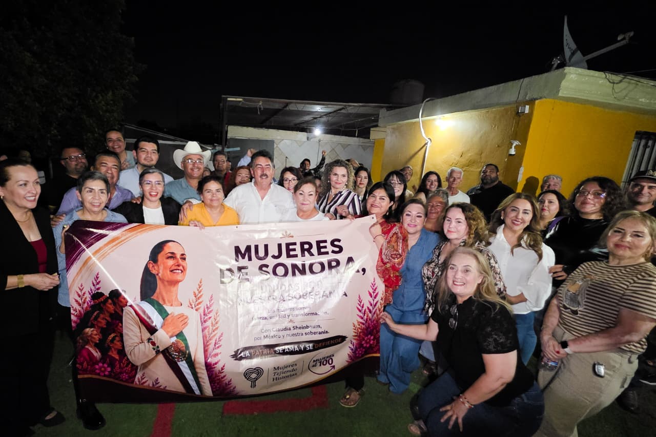 Javier Lamarque dialoga con familias de Palo Verde y destaca la escucha al pueblo