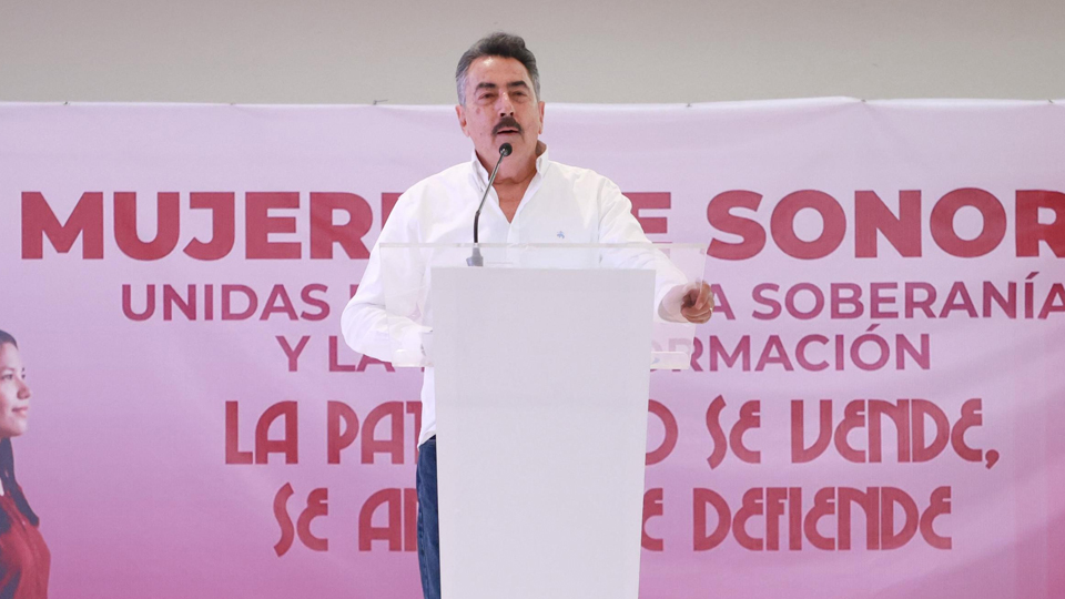 Javier Lamarque sostuvo un encuentro con mujeres del sur de Sonora en Ciudad Obregón