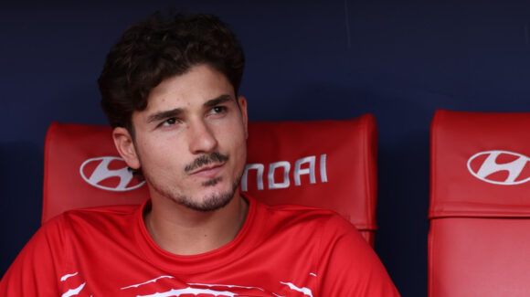 La afición del Atlético le da la espalda a Julián Álvarez; el argentino es abucheado en el Metropolitano