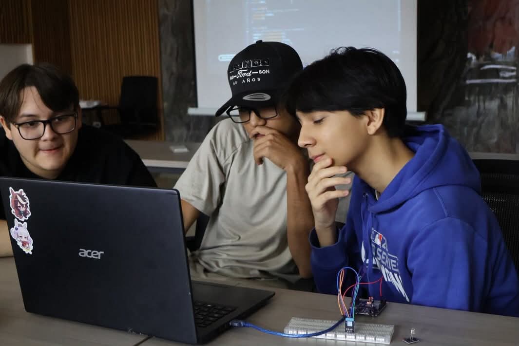 La mitad de jóvenes sonorenses estudian o trabajan qué Sonora