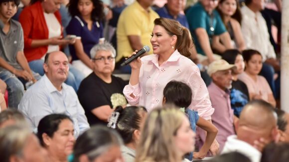 La transformación se construye de la mano del pueblo: Lorenia Valles