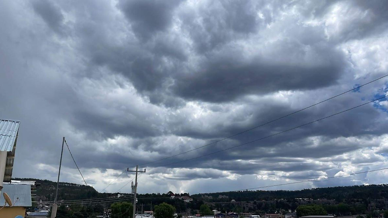 Lluvias continuarán en diferentes regiones de Sonora; así estará el clima de esta noche 22 de agosto