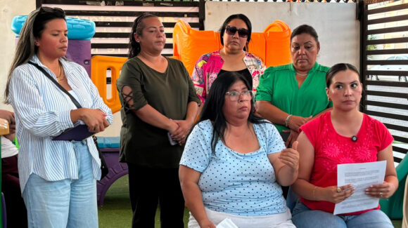Maestras de cinco municipios de Sonora piden remover a presidenta de Covafam