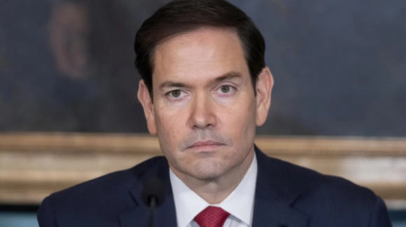 Marco Rubio asegura que el Estrecho de Ormuz permanece abierto; confirma avances en negociaciones