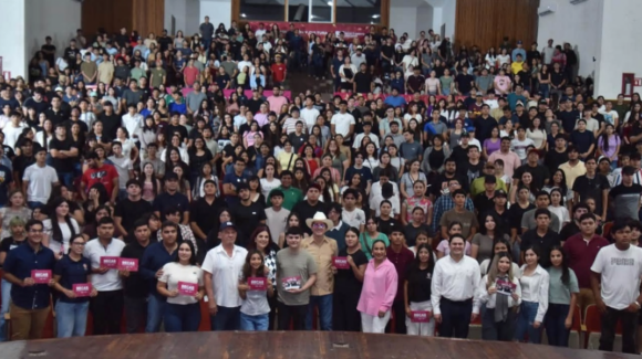 Más de 5 mil 700 universitarios ya cuentan con su Beca Sonora de Oportunidades en Navojoa