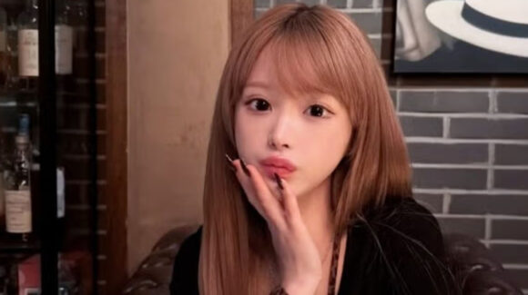 Querida influencer se quita la vida en ‘live’ frente a miles de fans; familiares revelan el trágico motivo