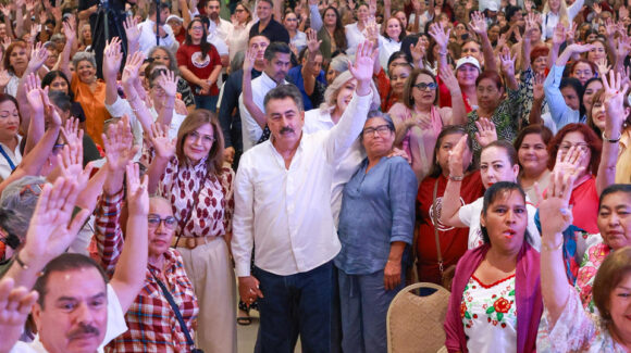 Mujeres del sur de Sonora respaldan a Javier Lamarque durante encuentro en Ciudad Obregón