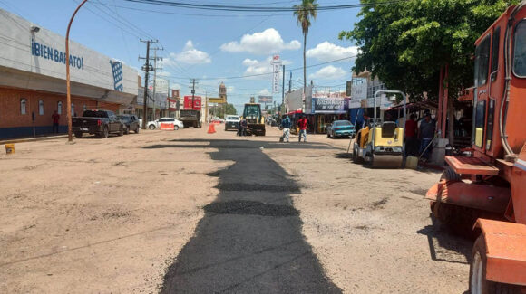 Gobierno de Navojoa supera los 120 mil metros cuadrados de bacheo; faltan 396 km por pavimentar