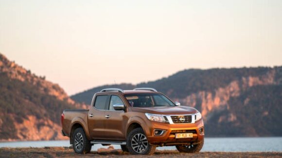Nissan NP300: la pick-up de trabajo que conquistó el interior de México