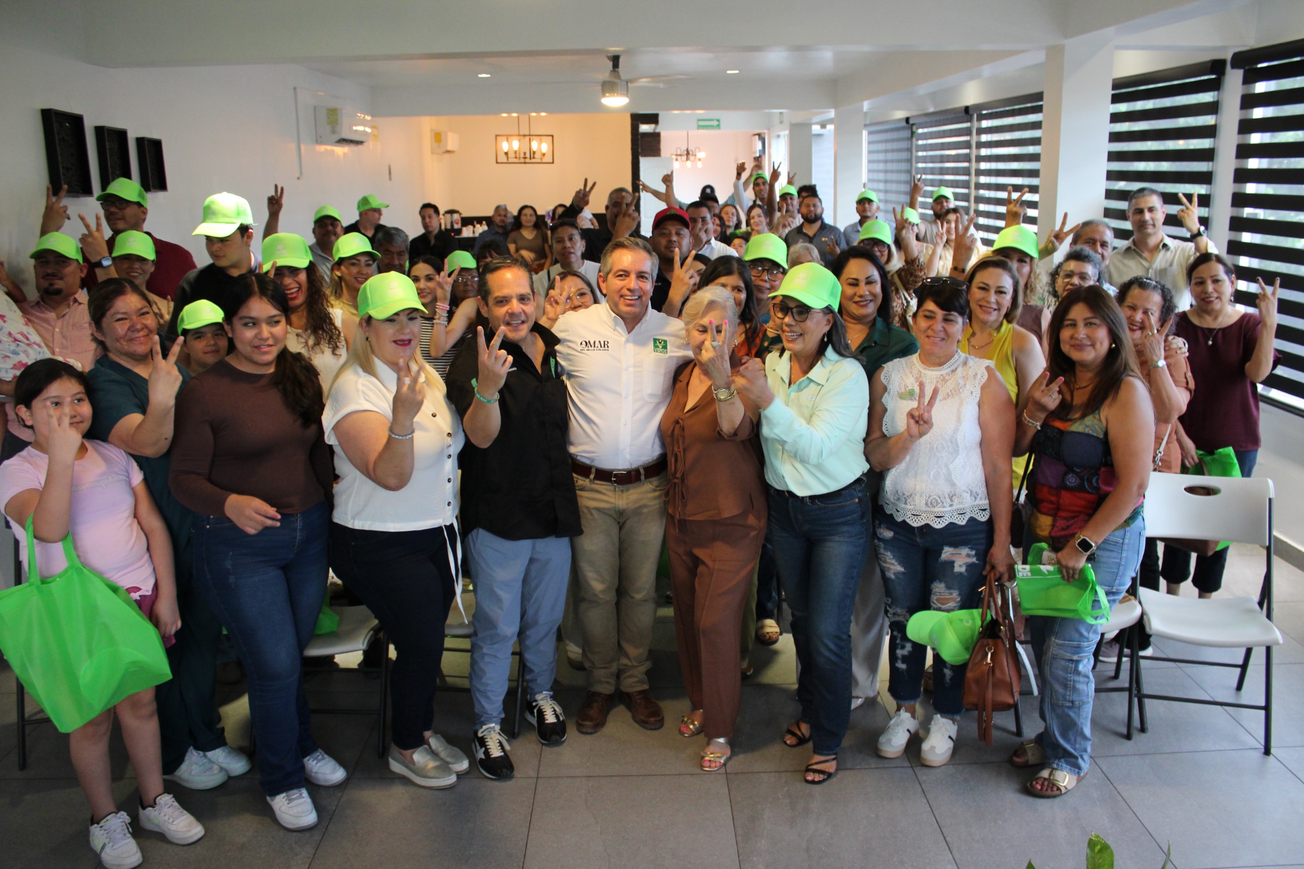 Omar Del Valle Colosio lleva diálogo ciudadano a Nogales y construye agenda común