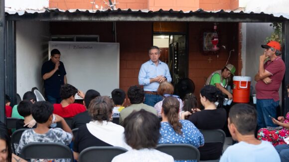 Omar Del Valle Colosio regresa a Los Naranjos de Hermosillo y da seguimiento a acuerdos