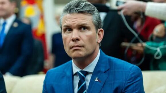 Estados Unidos mantiene abierta la opción militar contra Cuba, afirma Hegseth