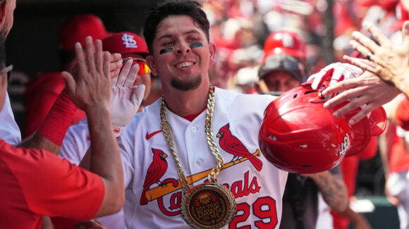 Los mexicanos Ramón Urías y Luis Gastélum lideran victoria de los Cardinals sobre los Orioles