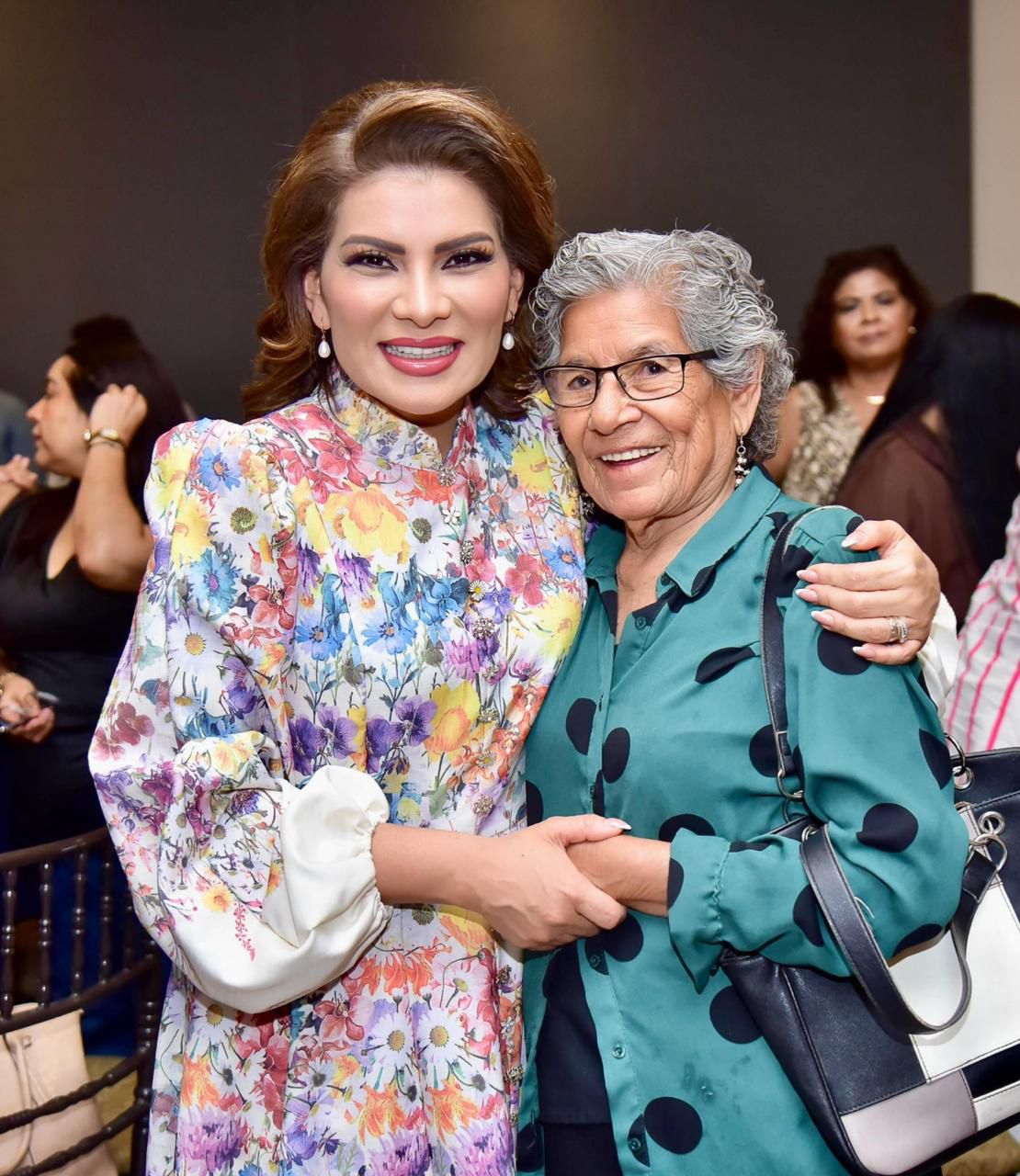 Reconoce Lorenia Valles el compromiso de la 4T con las personas mayores