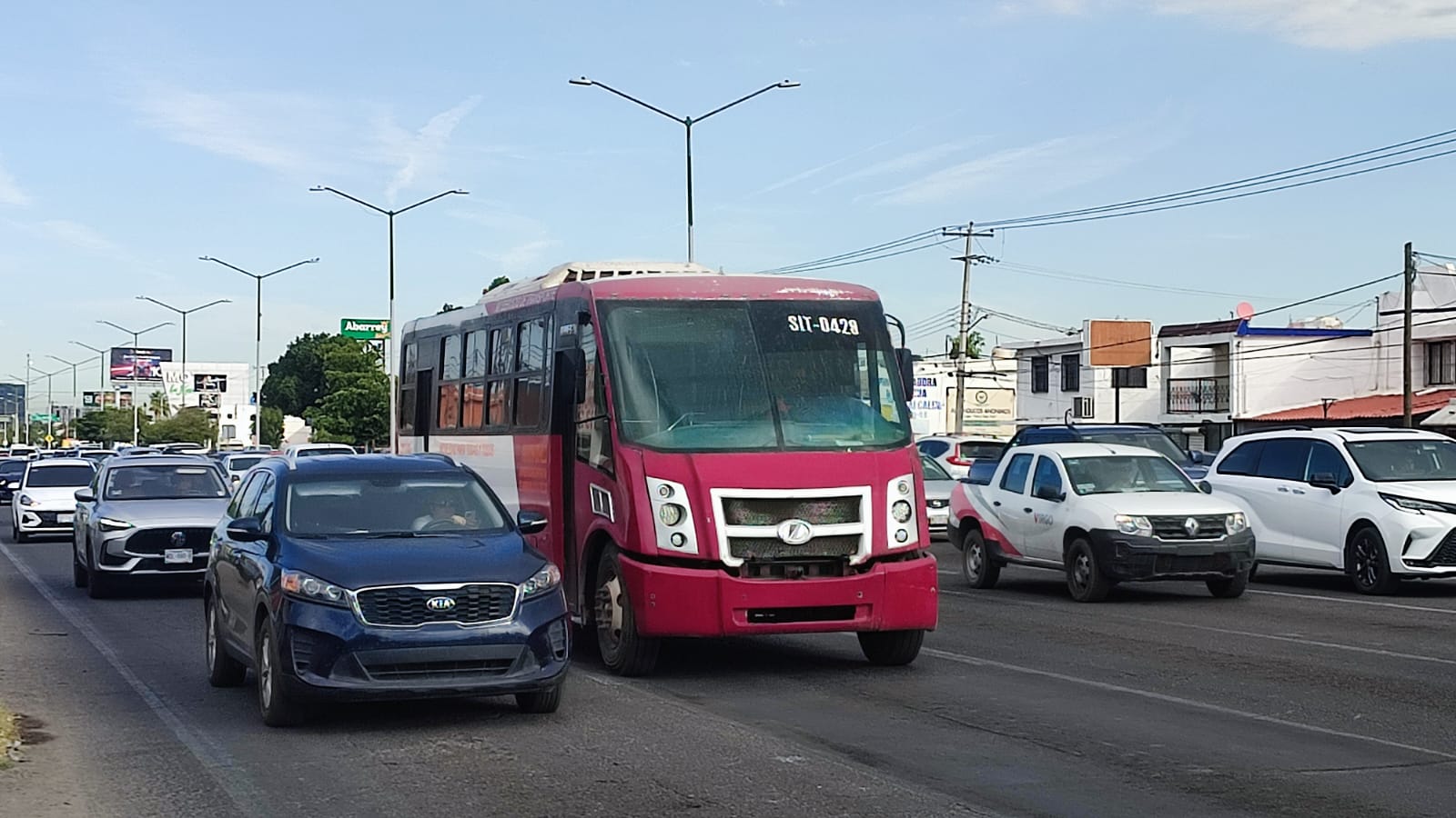 Regreso a clases podría duplicar tiempos de espera del transporte en Hermosillo