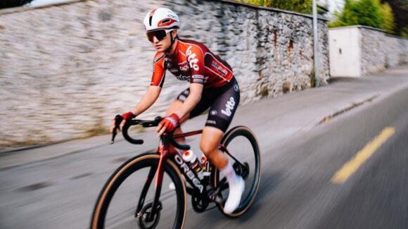 Histórico debut mexicano; Romina Hinojosa completa su primera etapa en el Tour de France Femenil