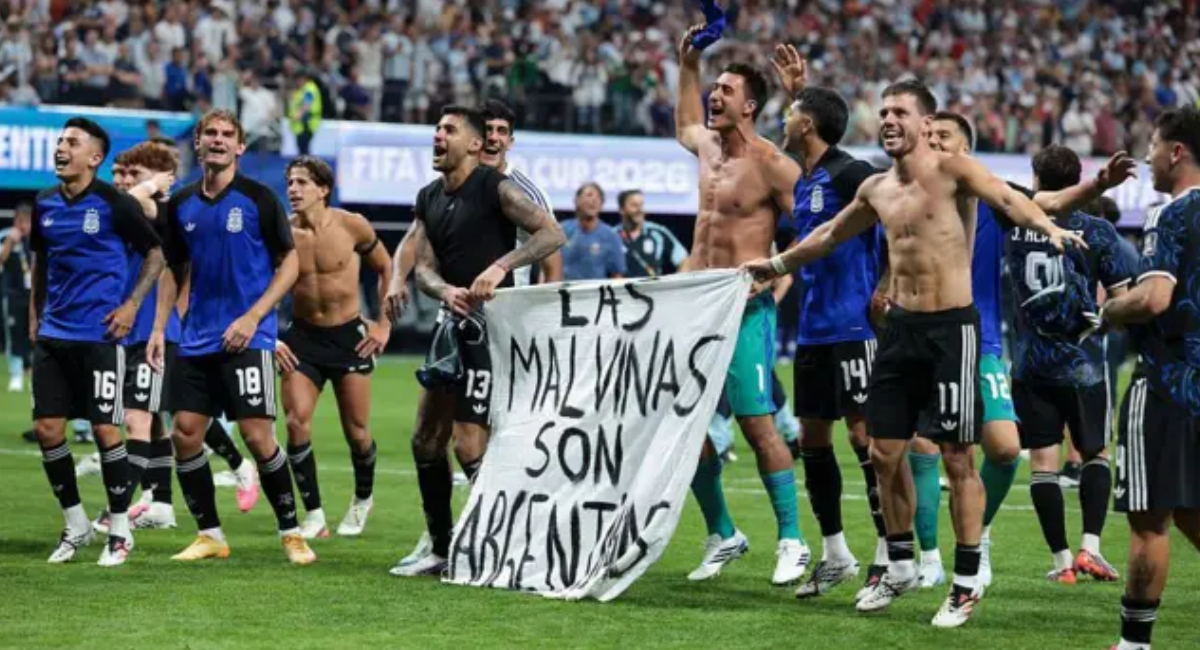 Selección Argentina ya es sancionada por la FIFA por polémica con la pancarta de Las Malvinas