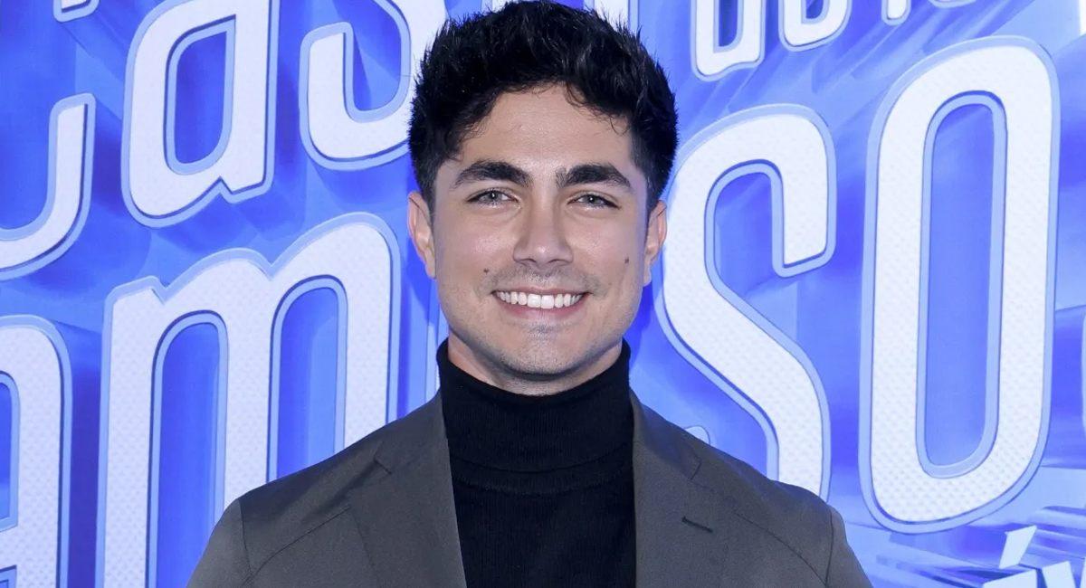 Sian Chong aparece besando apasionadamente a conductor de TV Azteca tras negar ser gay en La Casa de los Famosos México