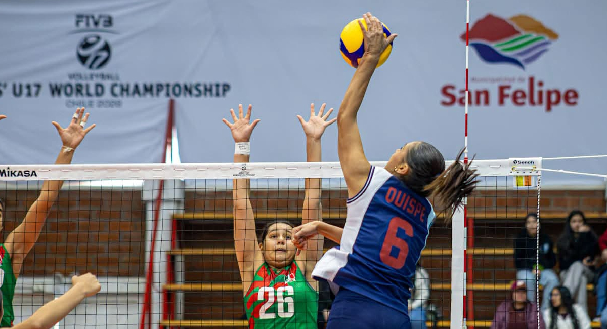 Sonorense destaca en torneo de Voleibol