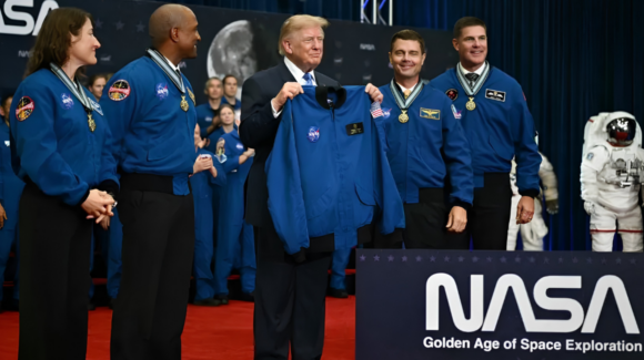 Trump anuncia nave interplanetaria rumbo a Marte en 2028 y la creación de la Academia Espacial de EU