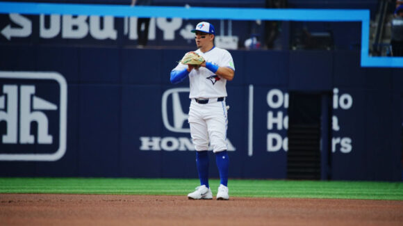 MLB: Malas noticias para Luis Urías, el sonorense se lesiona y será baja con los Blue Jays