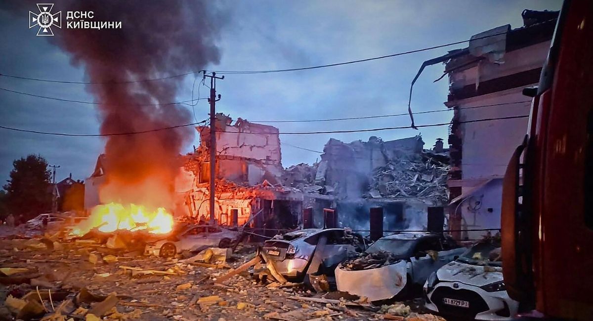 Ataque ruso cerca de Kiev deja 37 muertos tras explosiones