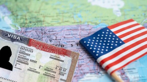 Gobierno de Trump propone hacer permanente la tasa de más de 100 mil dólares para visas H-1B