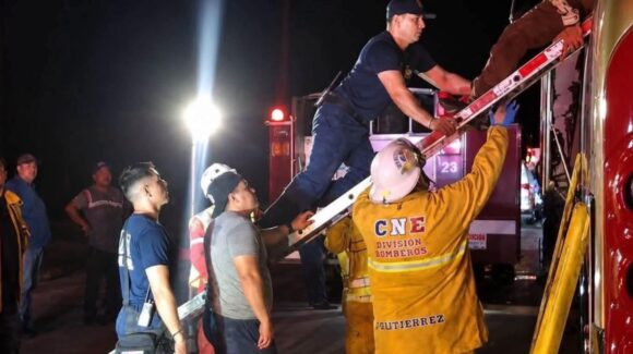 Accidente en Sonora: Choque de camión de pasajeros en carretera Ciudad Obregón-Guaymas deja un muerto