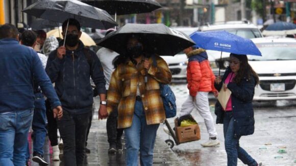 Clima en CDMX HOY 2 de agosto: Pronostican lluvias, TORMENTAS y ambiente templado este domingo