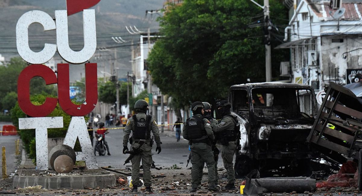 Explosión de vehículo bomba deja al menos 11 heridos en Cúcuta, Colombia