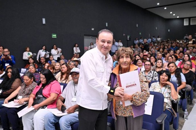 Entregan a más de 500 familias de Hermosillo documentos de cancelación de hipoteca