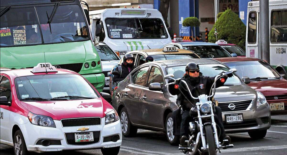 Hoy No Circula sábado 8 de agosto 2026: Autos que descansan