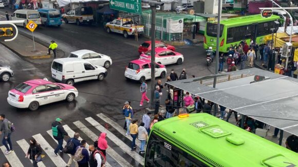 ¿Doble contingencia? Hoy No Circula para este viernes 7 de agosto: Estos autos no podrán transitar HOY