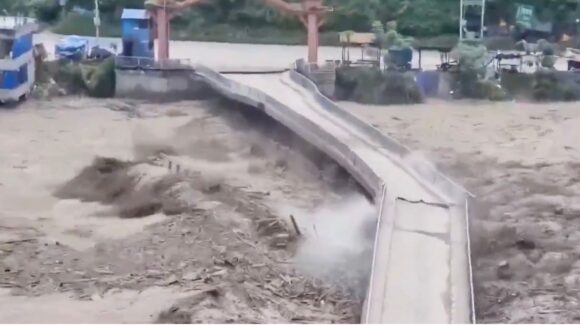 ¿Qué pasó en Nepal HOY? Fuertes inundaciones dejan 55 muertos y 384 personas desaparecidas