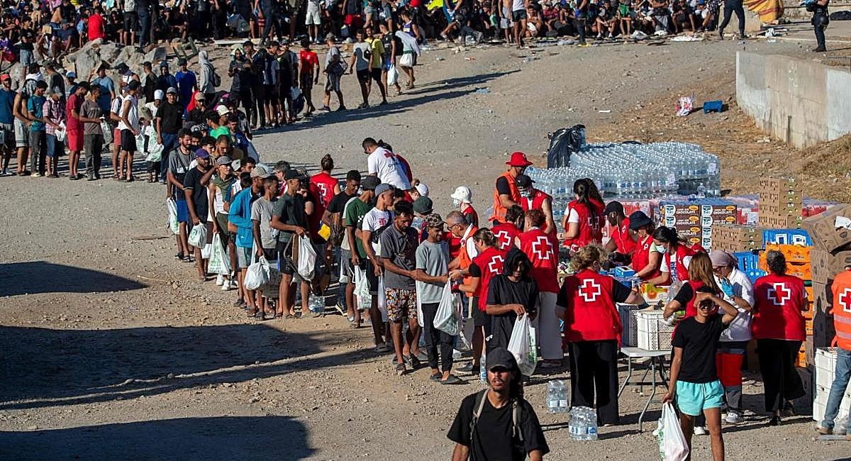 Marruecos reclama a España migrantes vivos y cuerpos de fallecidos
