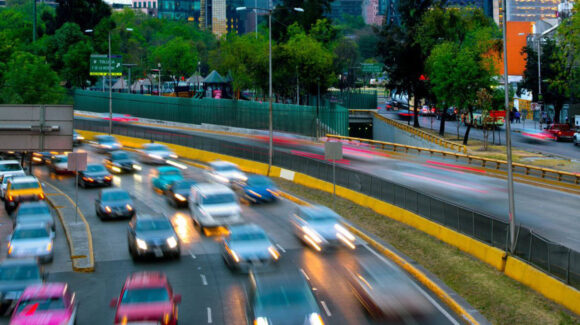 Hoy No Circula CDMX: ¿Qué autos NO circulan este MIÉRCOLES 26 de agosto de 2026?