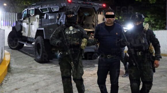 Dictan prisión preventiva a ‘El R1’: El presunto autor intelectual del asesinato de Carlos Manzo estará en el Altiplano