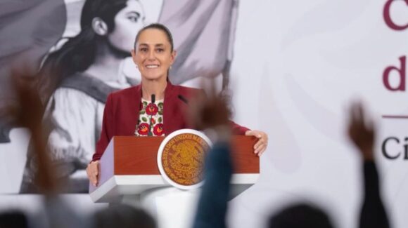 Sheinbaum analiza Reforma para prohibir doble nacionalidad a presidentes y gobernadores