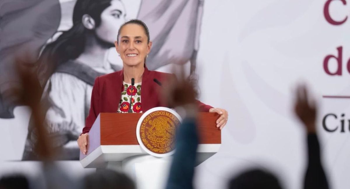 Sheinbaum propone prohibir doble nacionalidad a presidentes y gobernadores