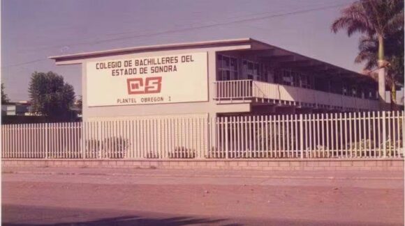 ‘El Cobachón’ celebra 50 años formando profesionistas en Sonora
