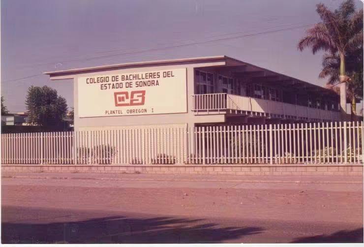 ‘El Cobachón’ celebra 50 años formando profesionistas en Sonora