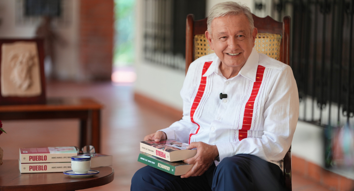 AMLO reaparece en redes y anuncia nuevo libro 'Pueblo'
