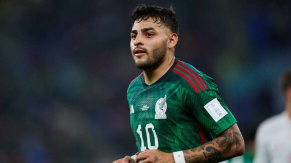 Alexis Vega le da la espalda a la Selección Mexicana; el capitán del Toluca analiza su retiro del ‘Tricolor’
