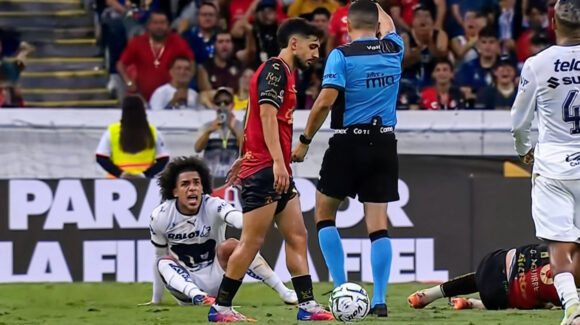 Duro golpe para Pumas; Anuncian sanción contra ‘Coco’ Carrasquilla para la jornada 10 del Apertura 2026