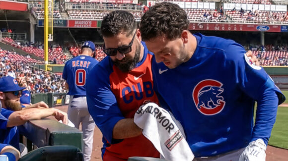 Problemas para Cubs; Alex Bregman recibe fuerte pelotazo en el rostro y podría perderse el cierre de temporada