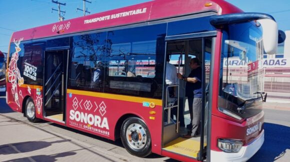 Alfonso Durazo anuncia línea exprés en Hermosillo con 20 camiones eléctricos