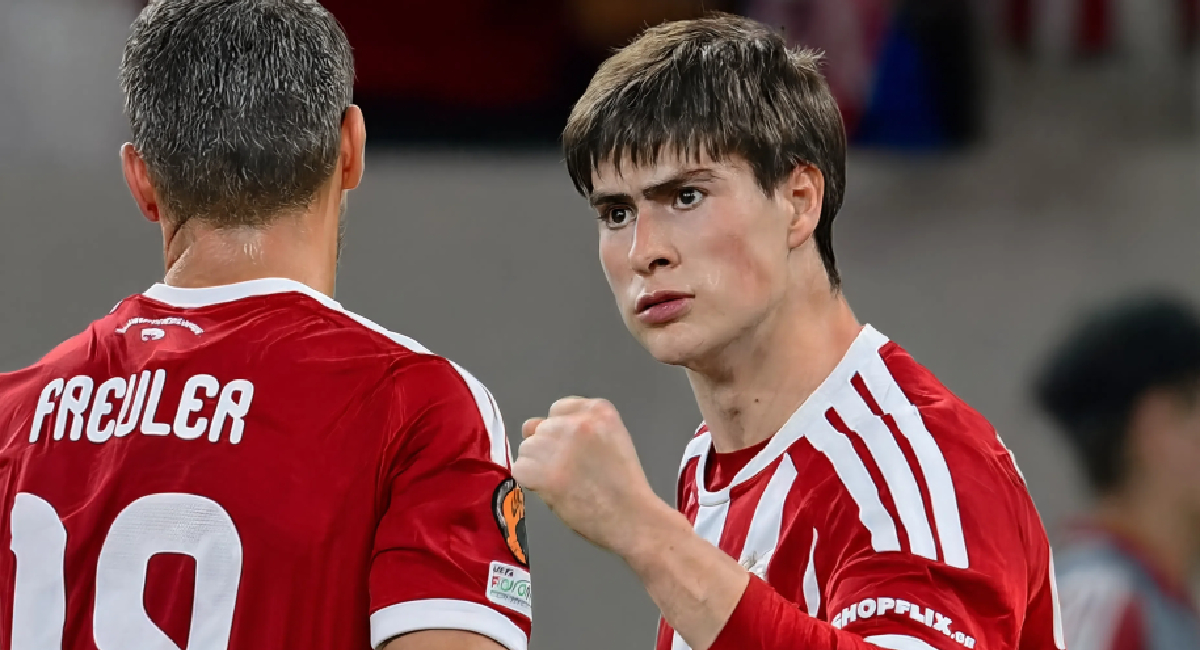 Armando González marcó su primer gol en la Europa League y fue determinante para que el Olympiacos se llevara la victoria