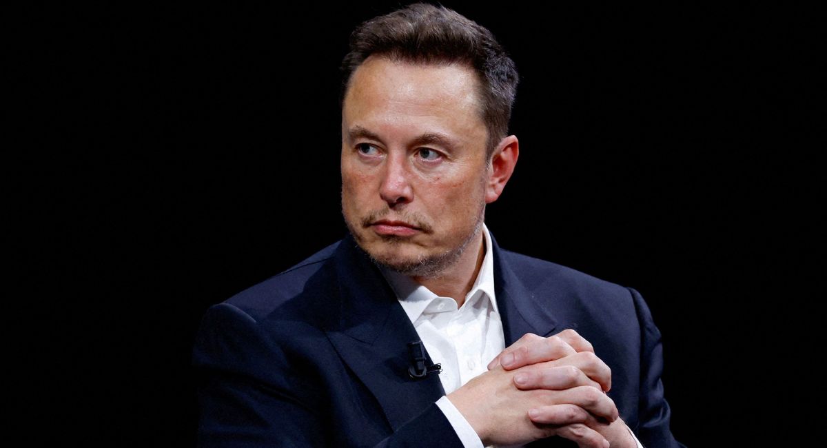 Avance de la IA podría superar la inteligencia humana en cinco años, advierte Elon Musk