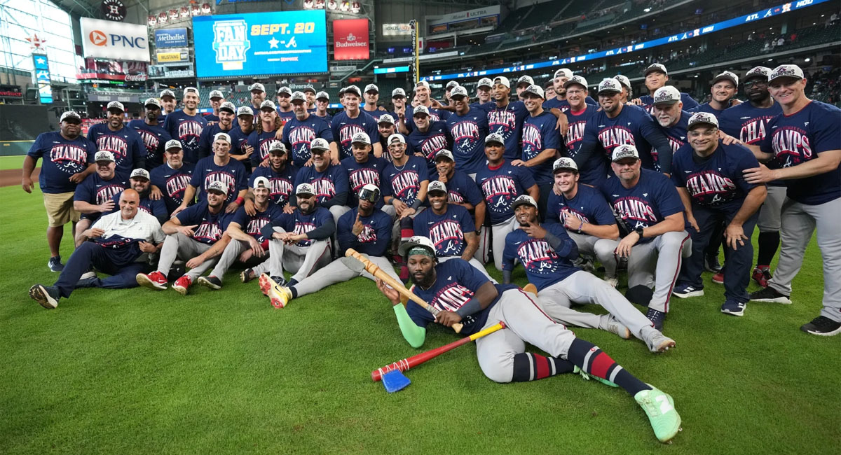 Los Braves festejaron en patio ajeno su coronación divisional